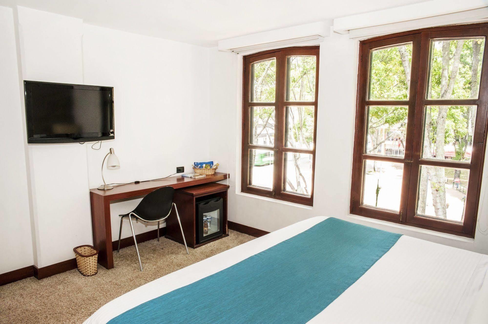 Hotel Virrey Park Bogota Exterior photo