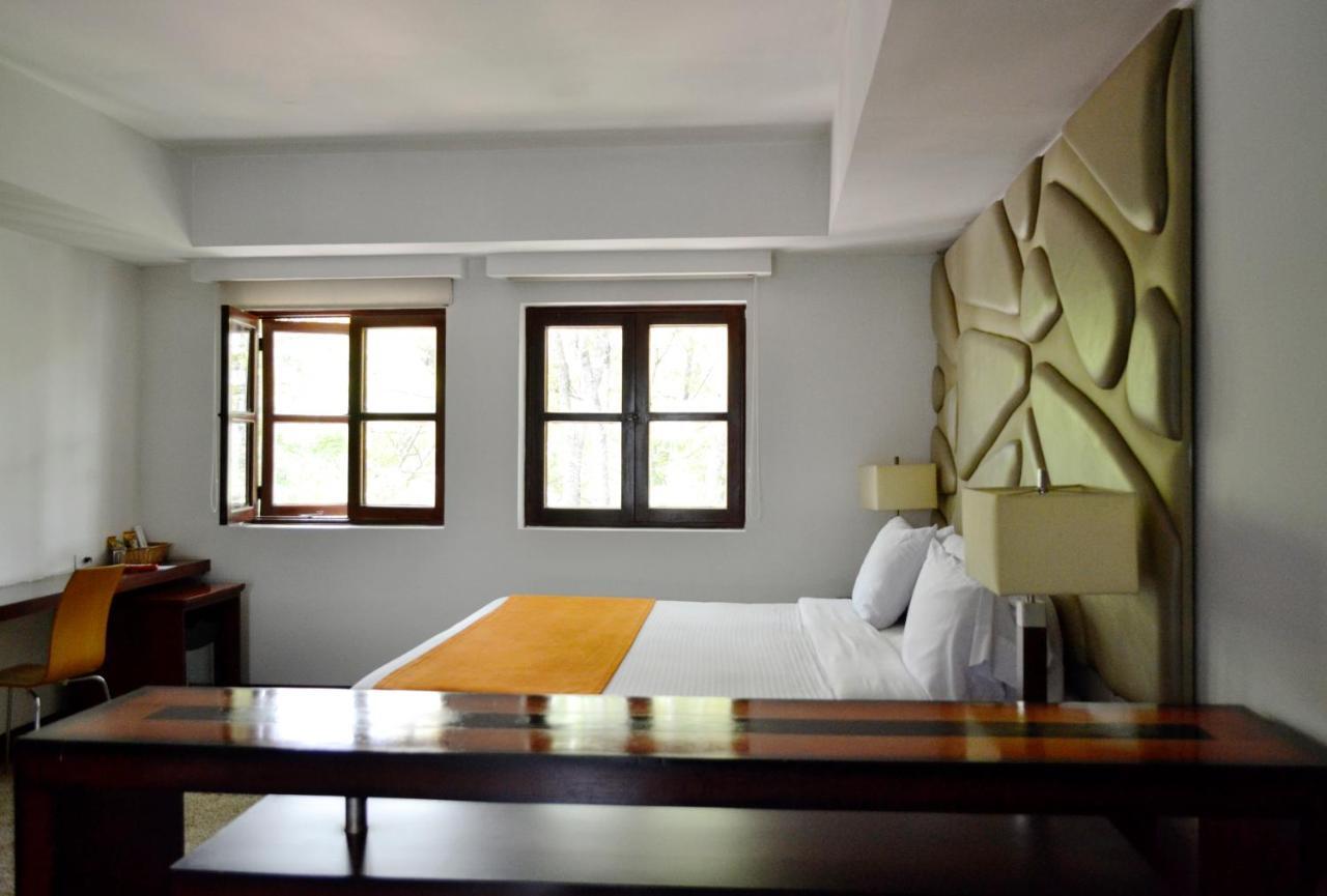 Hotel Virrey Park Bogota Exterior photo