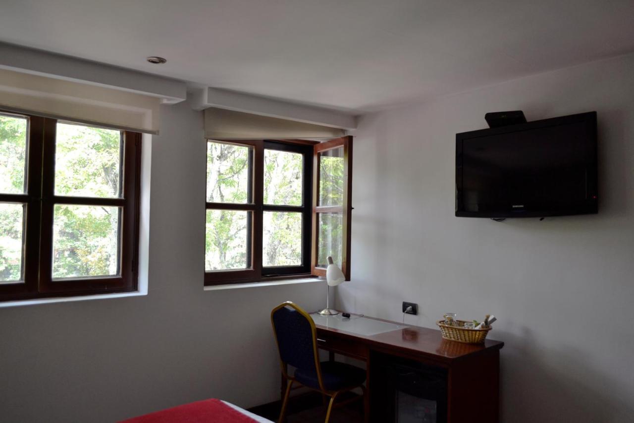 Hotel Virrey Park Bogota Exterior photo